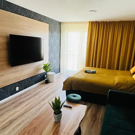 Urbanpark Apartman *